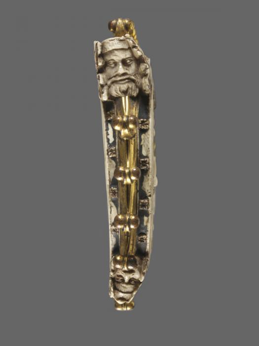 Head of crozier, band of rosettes (décor de roses; crosse); known as the Soltykoff Crozier (Side)
