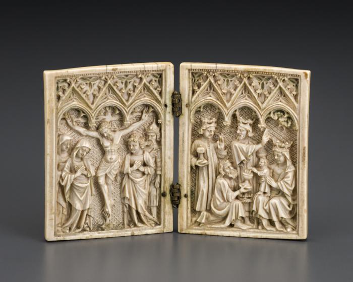 Diptych, 1 register, 3 arches across (frise d'arcatures; plaquettes) (Front)