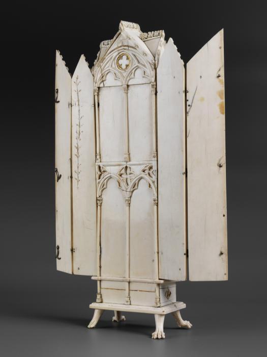 Gabled polyptych, 2 registers, with arches (tabernacle; colonnettes; frise d'arcatures) (Back, open)