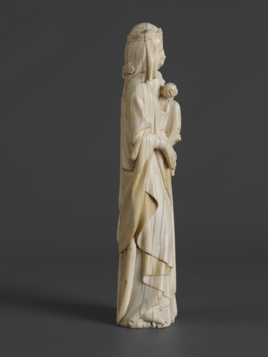 Statuette (Side)