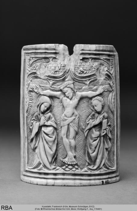 Pax, 1 register, 1 ogee arch (baiser de paix) (Front)