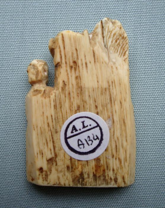 Relief (appliqué) (Back)
