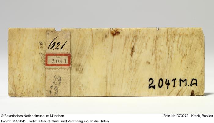 Panel possibly fragment of a casket or of a comb), 1 register (coffret; peigne double) (Back)