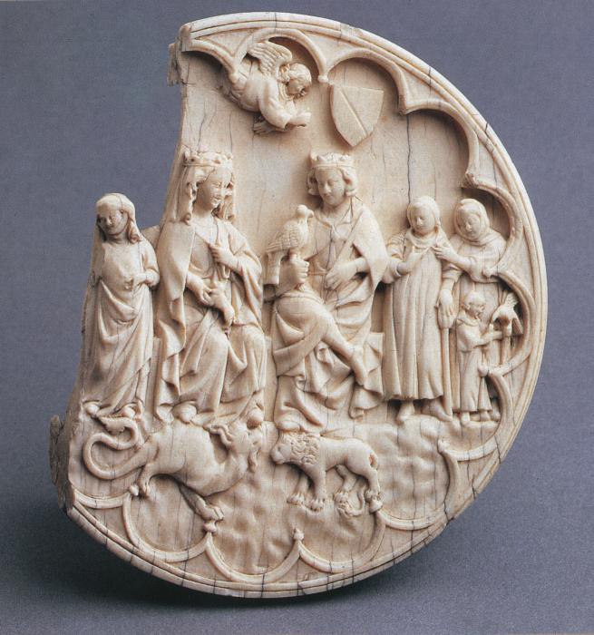 Mirror case, frame of 16 lobes (valve de miroir); known as 'l'Assemblée' (Front)