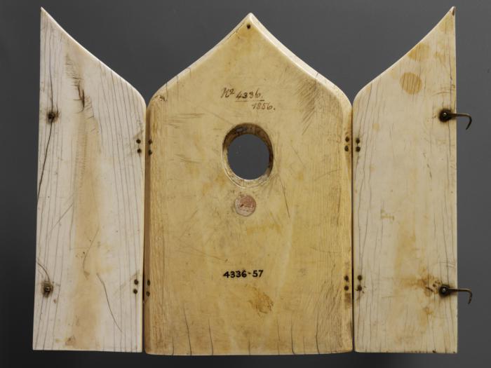 Ogee-shaped triptych, 1 register (Back)