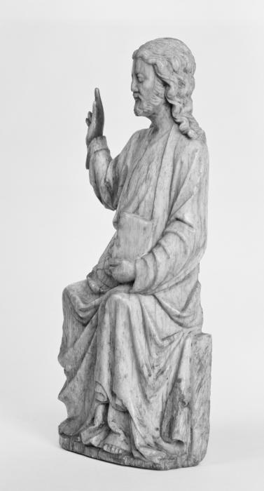 Relief (appliqué) (Side)