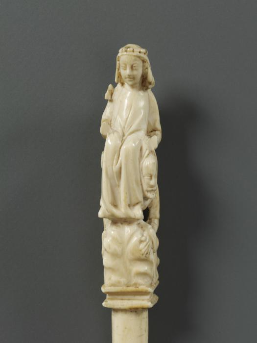 Stylus or hair parter (gravoir) (Front, detail)
