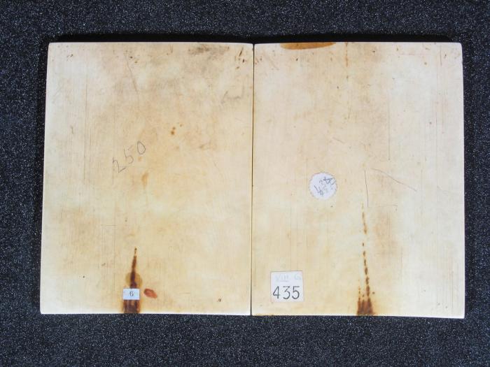 Diptych, 2 registers, 7 arches across (frise d'arcatures; colonnettes) (Back)