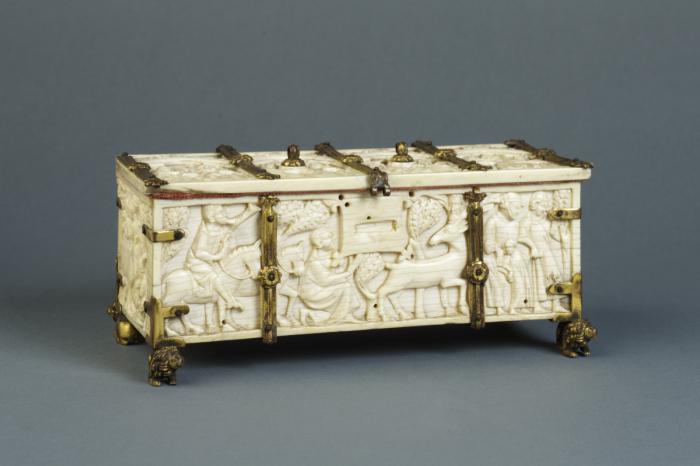 Casket, with arches (coffret; frise d'arcatures) (Body, front)