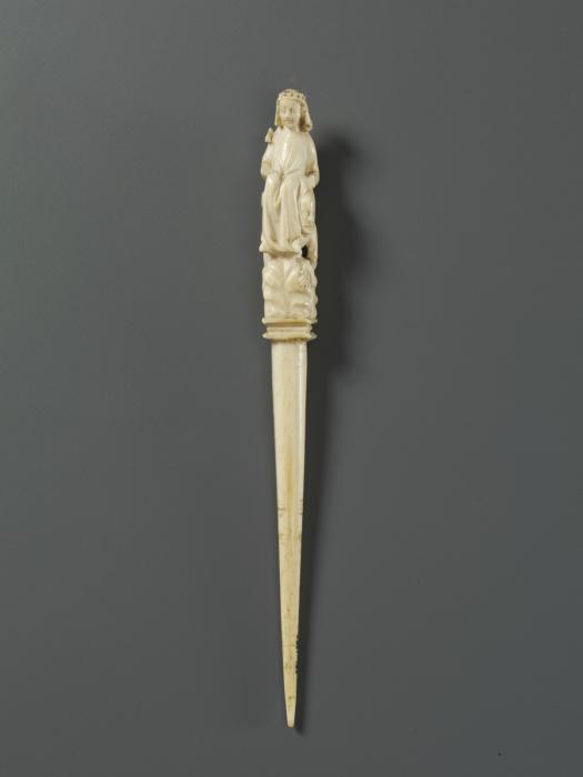 Stylus or hair parter (gravoir) (Front)
