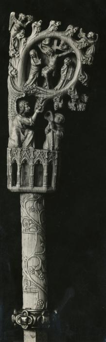 Head of crozier (crosse) (Side 2)