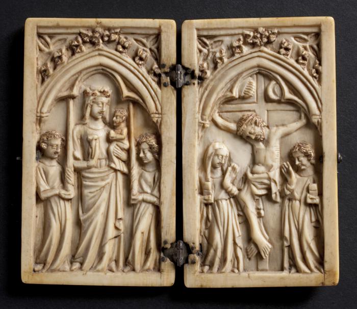 Diptych, 1 register, 1 arch across (plaquettes) (Front)