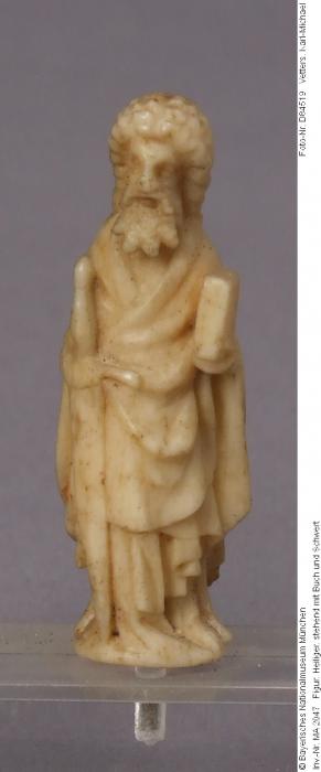 Statuette (Front)