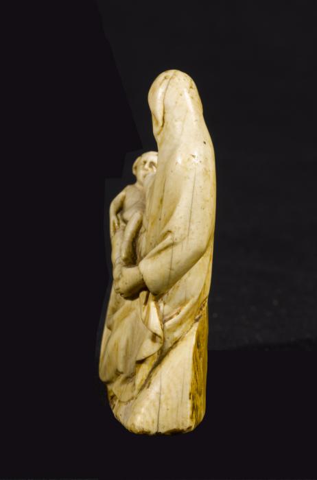 Statuette (Side)