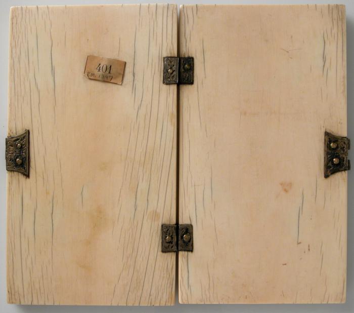 Diptych, 2 registers, 3 arches across (frise d'arcatures) (Back)