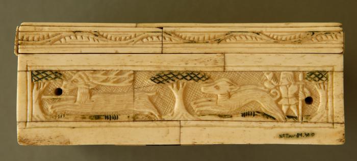 Games box (boite à jeux) (End, right)