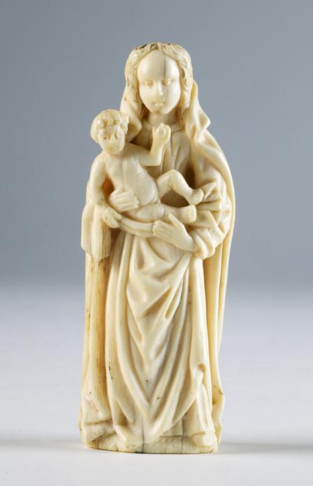 Statuette (Front)