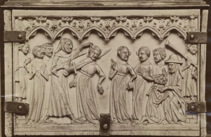Casket, with arches, quatrefoils, rosettes (coffret; frise d'arcatures; quatre-feuilles) (End, right)