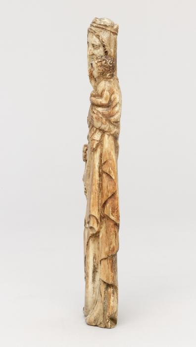 Statuette (Side)