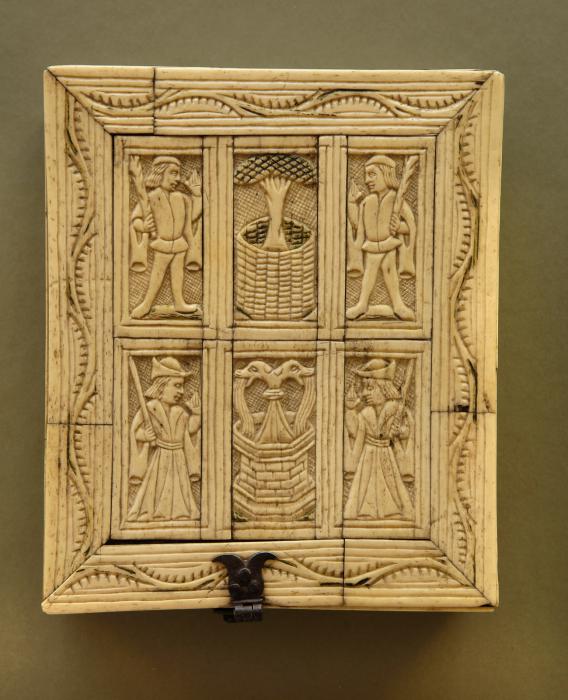 Games box (boite à jeux) (Lid)