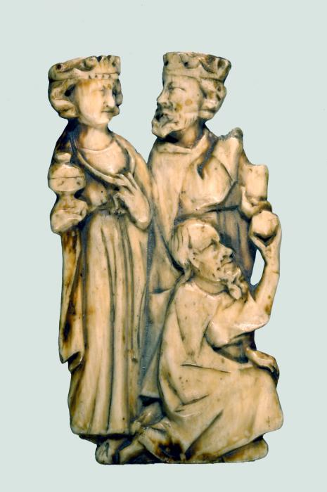 Relief (appliqué) (Front)