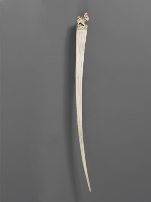 Stylus or hair parter (gravoir) (Side)