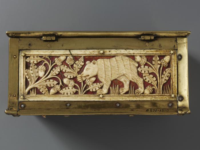 Casket with openwork panels (coffret; plaquettes ajourées) (Body, back)