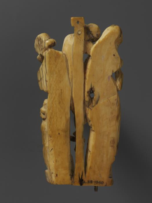 Relief (appliqué) (Back)