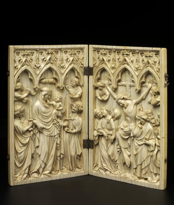 Diptych, 1 register, 3 arches across (frise d'arcatures; plaquettes) (Front)