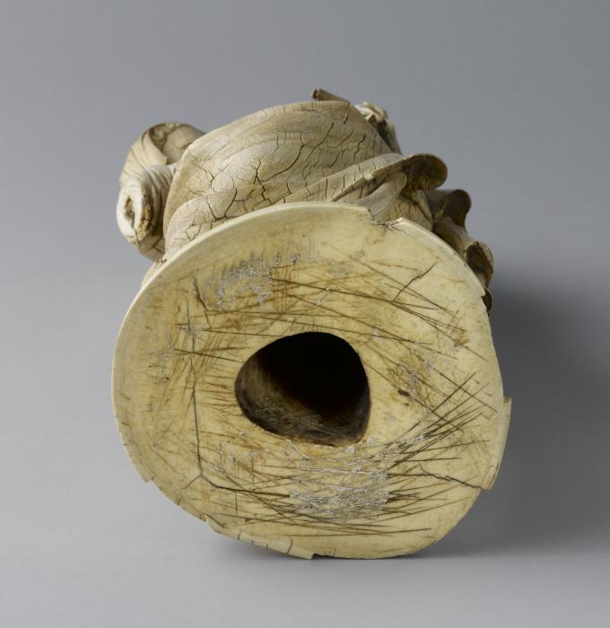 Statuette (Bottom)