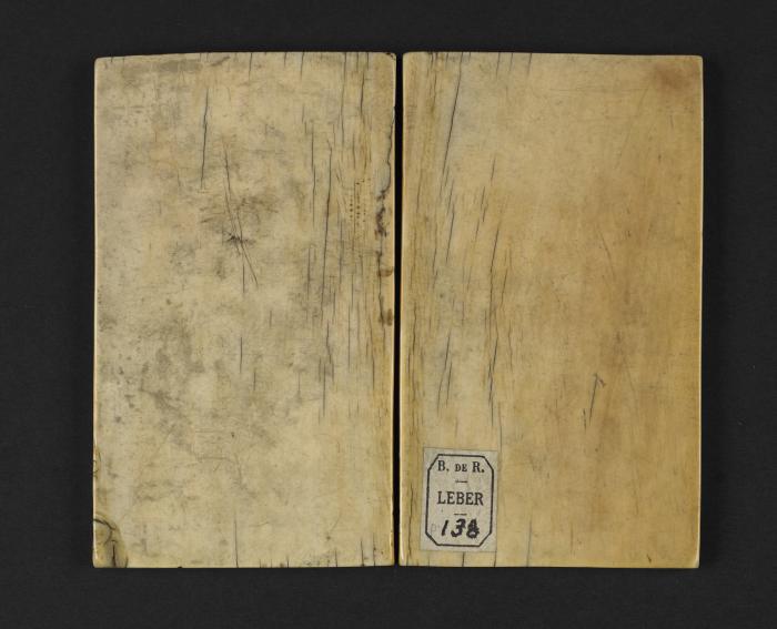 Diptych, 2 registers, 3 arches across (frise d'arcatures) (Back)