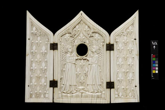 Ogee-shaped triptych, 1 register (Front)