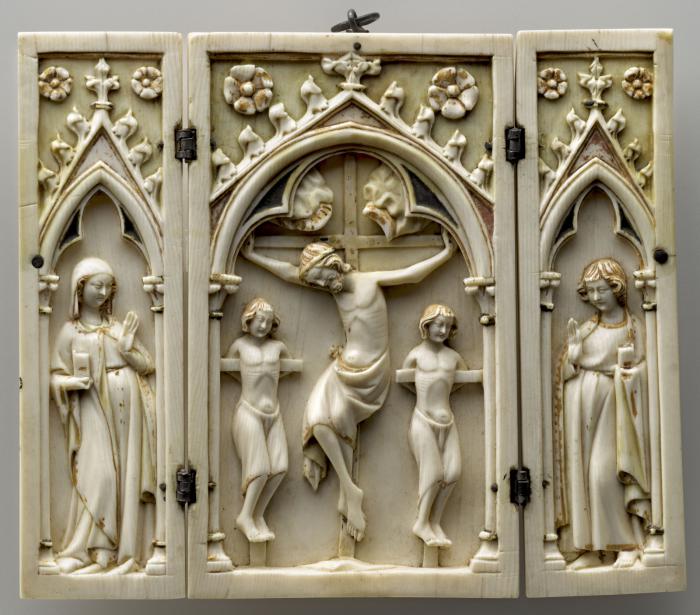 Triptych, 1 register, 1 arch across, with rosettes (colonnettes) (Front)