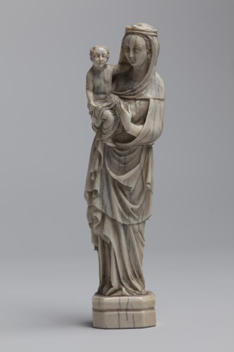 Statuette (Front)