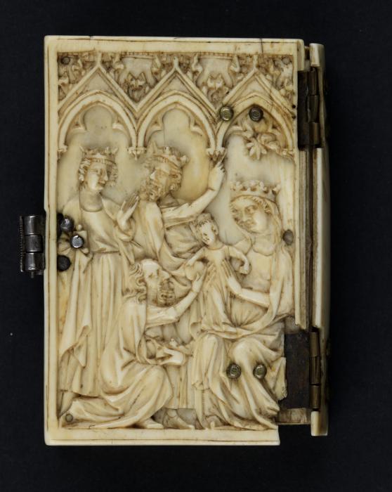 Diptych, 1 register, 3 arches across (plaquettes; frise d'arcature); reused as part of the binding of a book (Wing, left (lower cover))