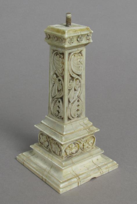 Head of crozier (crosse) (Side)