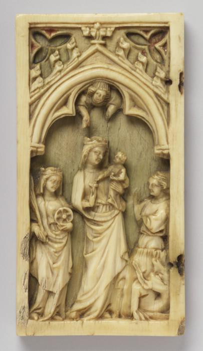 Wing, left (fragment of a diptych), 1 register, 1 arch across (plaquette) (Front)