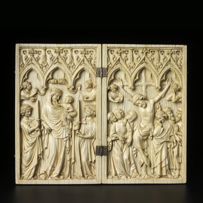 Diptych, 1 register, 3 arches across (frise d'arcatures; plaquettes) (Front)