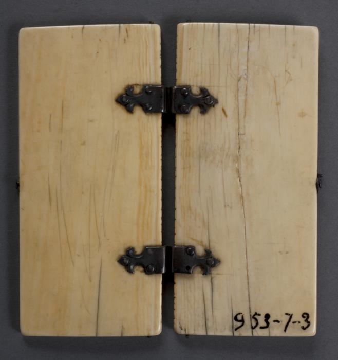 Diptych, 1 register, 1 arch across (plaquettes) (Back)