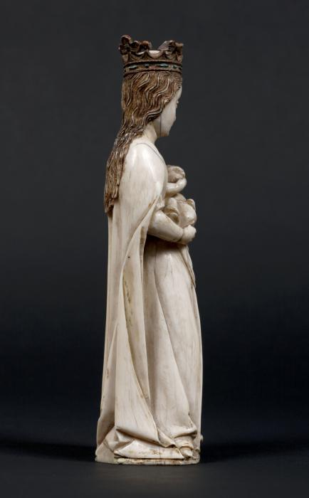 Statuette (Side)