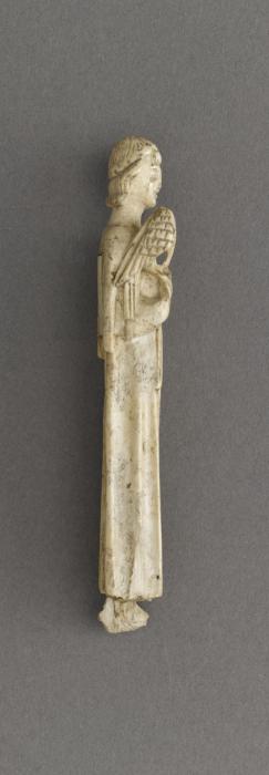 Hair parter (gravoir) or knife handle (manche de couteau) (Side)