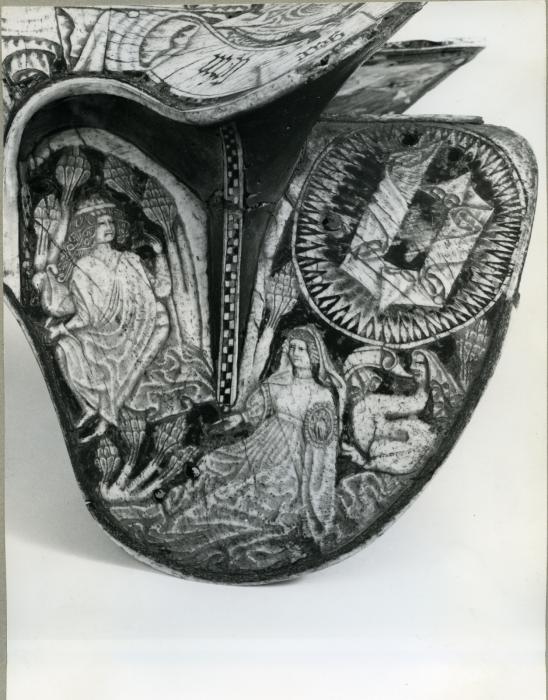 Saddle (selle) (Side, left)