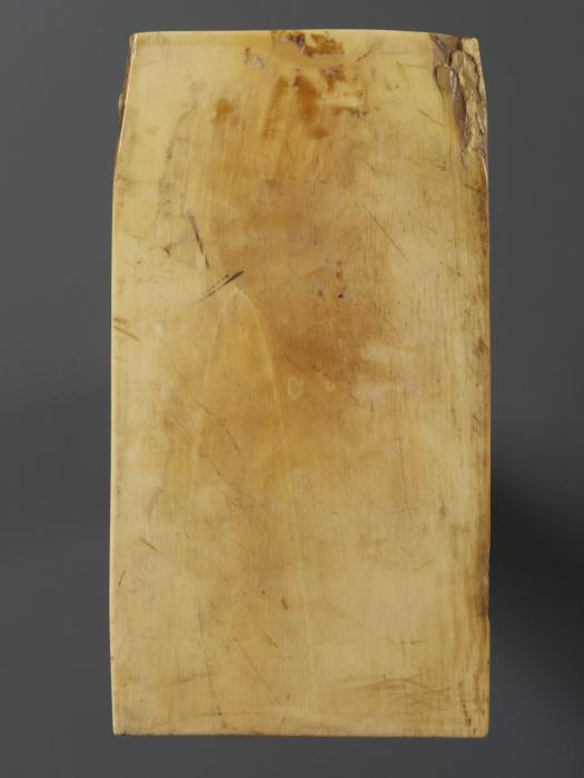 Diptych, 2 registers, with quatrefoils (quatre-feuilles) (Back, wing, right)