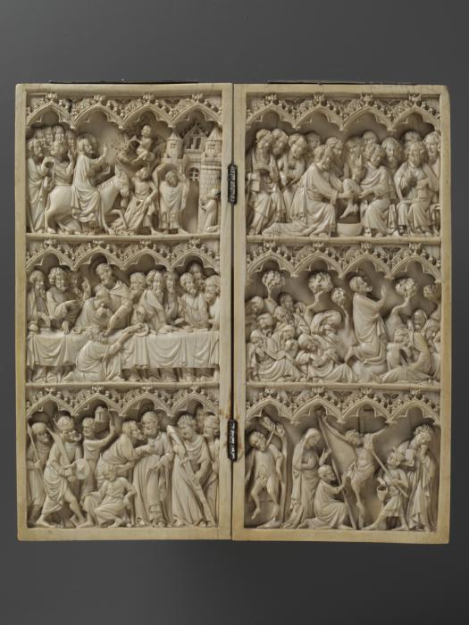 Diptych, 3 registers, 4 arches across (frise d'arcatures) (Front (open))