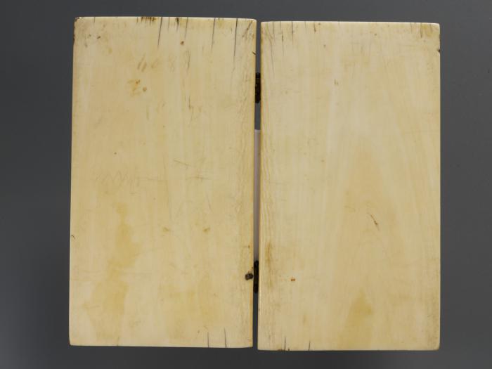 Diptych, 1 register, 1 arch across (frise d'arcatures) (Back)