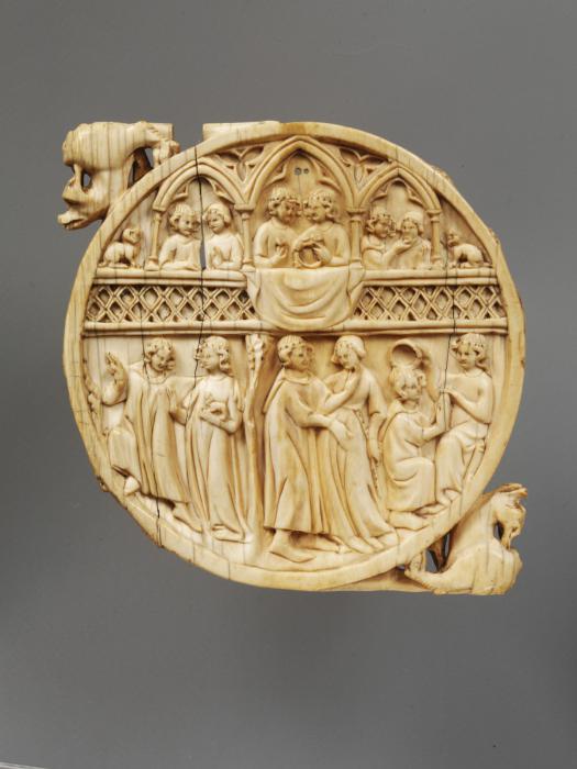 Mirror case (valve de miroir, frise d'arcatures, colonnettes) (Front)