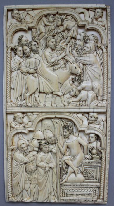 Panels, 2 registers, 1 arch across (Front)