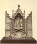 Gabled triptych, 2 and 3 registers, with quatrefoils (quatre-feuilles); reliefs (appliqués) (Front)