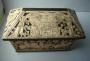 Casket with pitched lid (coffret) (Lid, back)