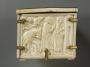 Casket (coffret) (End, right)